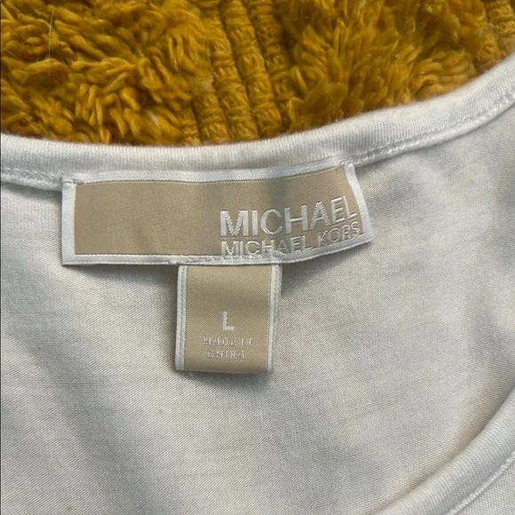 White and Teal Sleeveless Top - Picture 3 of 5